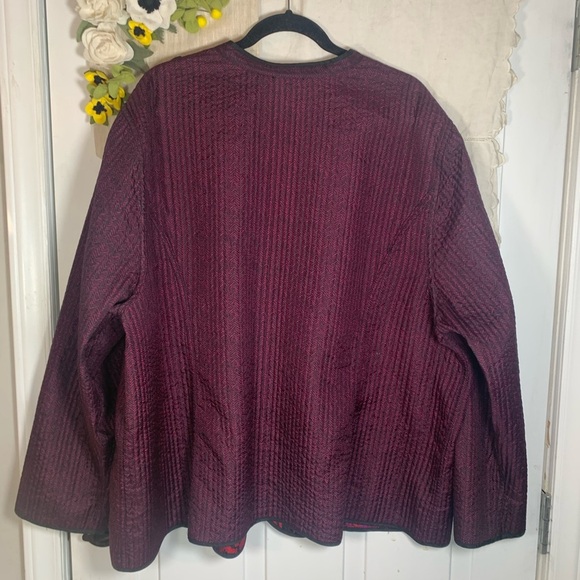 Catherines Floral Red & Purple Reversible Quilted Lightweight Jacket [3X 26/28] - Picture 6 of 8